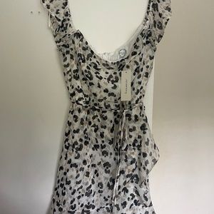 NWT Francesca’s mini dress